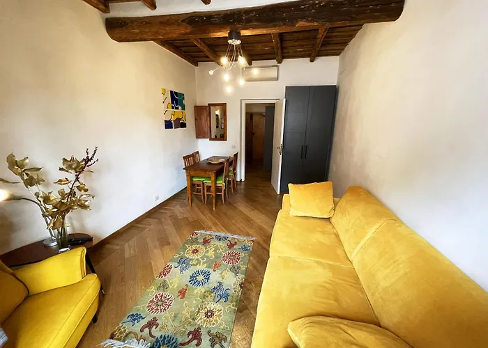 Historical Flat Apartment Rom